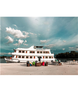 Barco Hotel Angatu